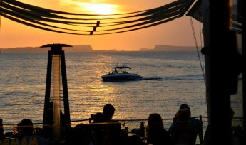 Rinker sports tandem boats ibiza cafe mambo